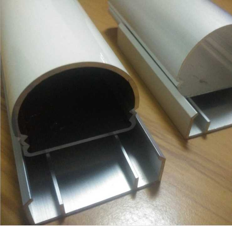 铝合金道牙(图1) 铝合金道牙(图1)